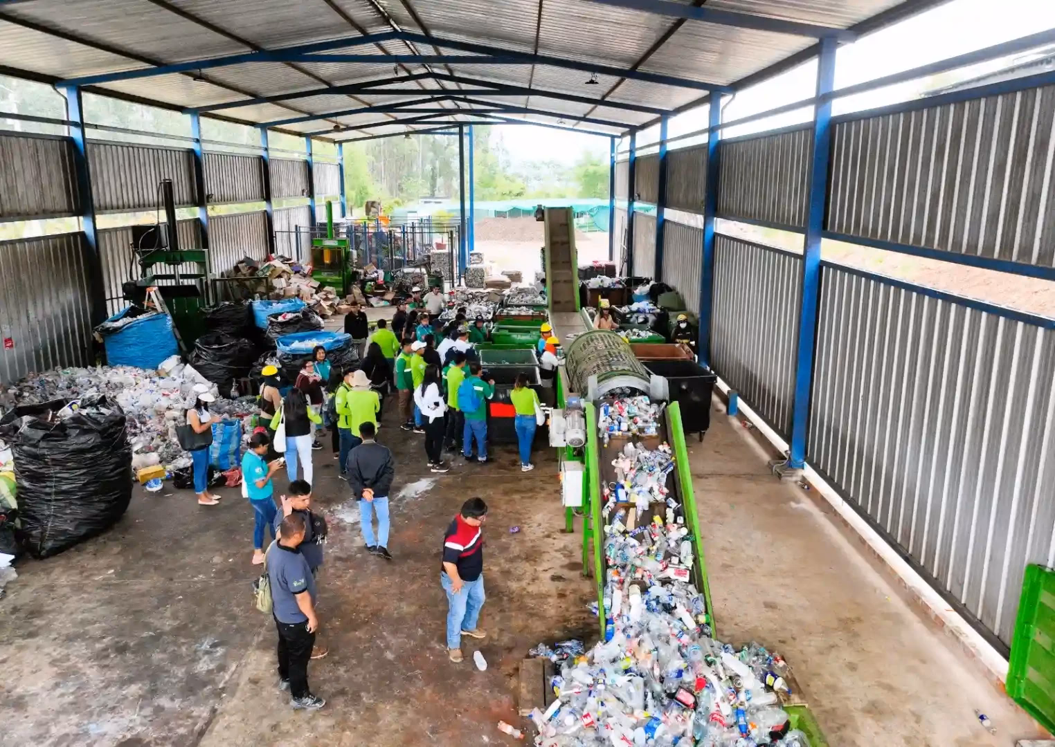 ¿Cuáles son las funciones de la organización de reciclaje?