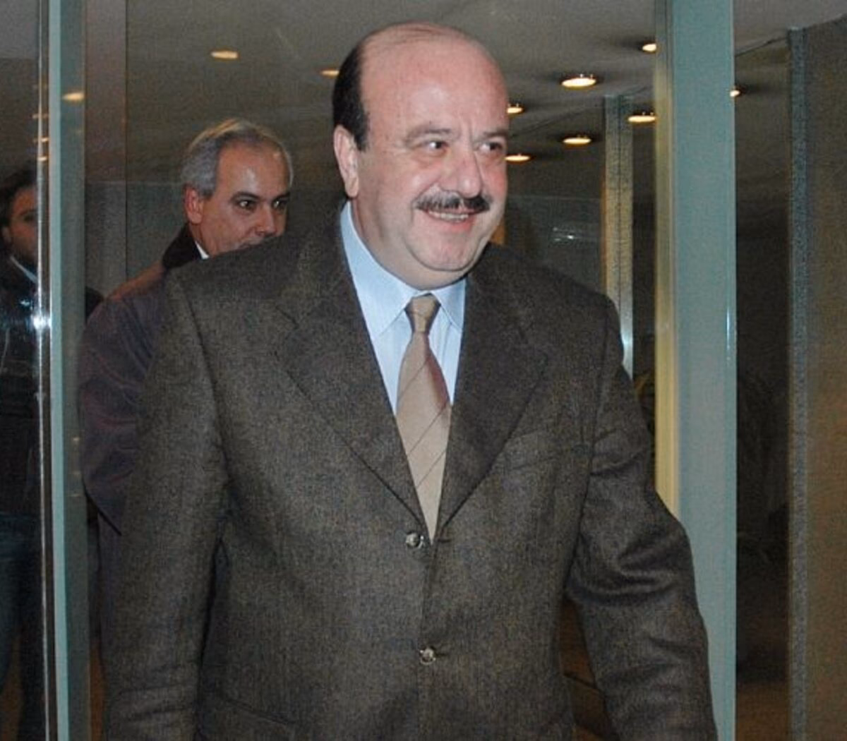 ¿Cómo se puede obtener información adicional sobre el reciclaje de mercurio?