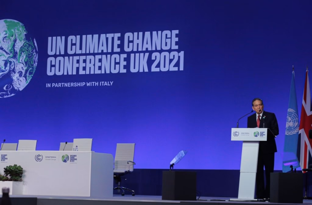 ¿Cuál es la relación entre el cambio climático y el polvo en suspensión?