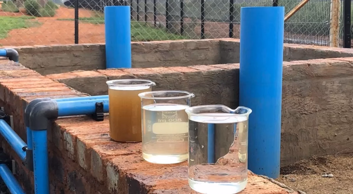 ¿Por qué se recomienda utilizar Sudáfrica en lugar de Suráfrica?