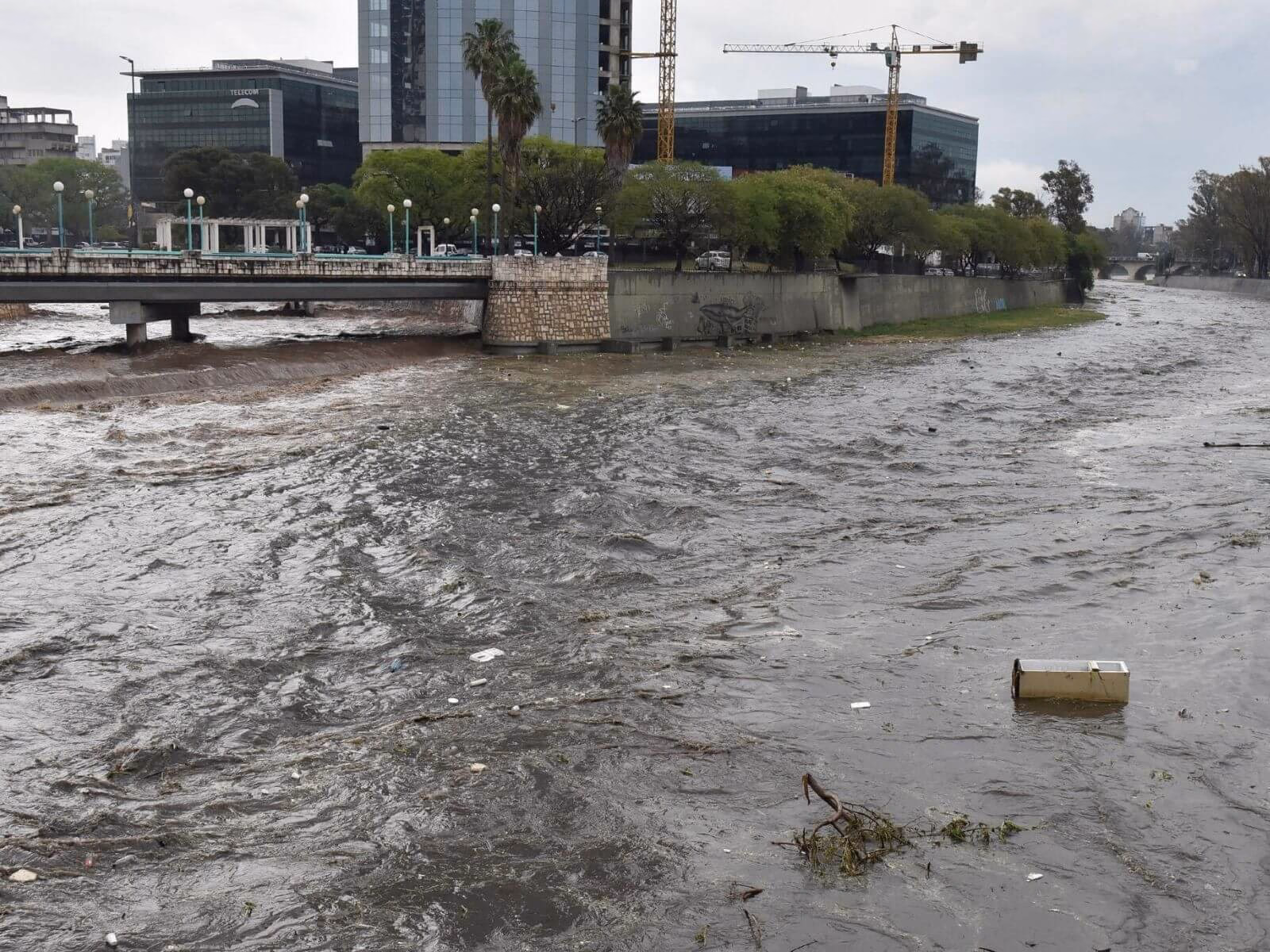 ¿Cómo afectan los curtiembres al río Suquía?