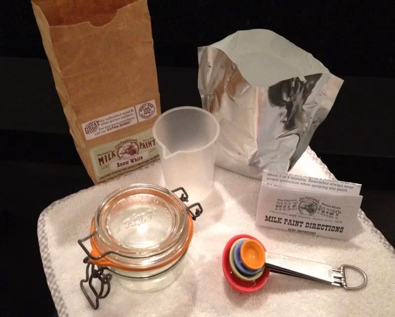 ¿Qué son las pinturas a base de leche?