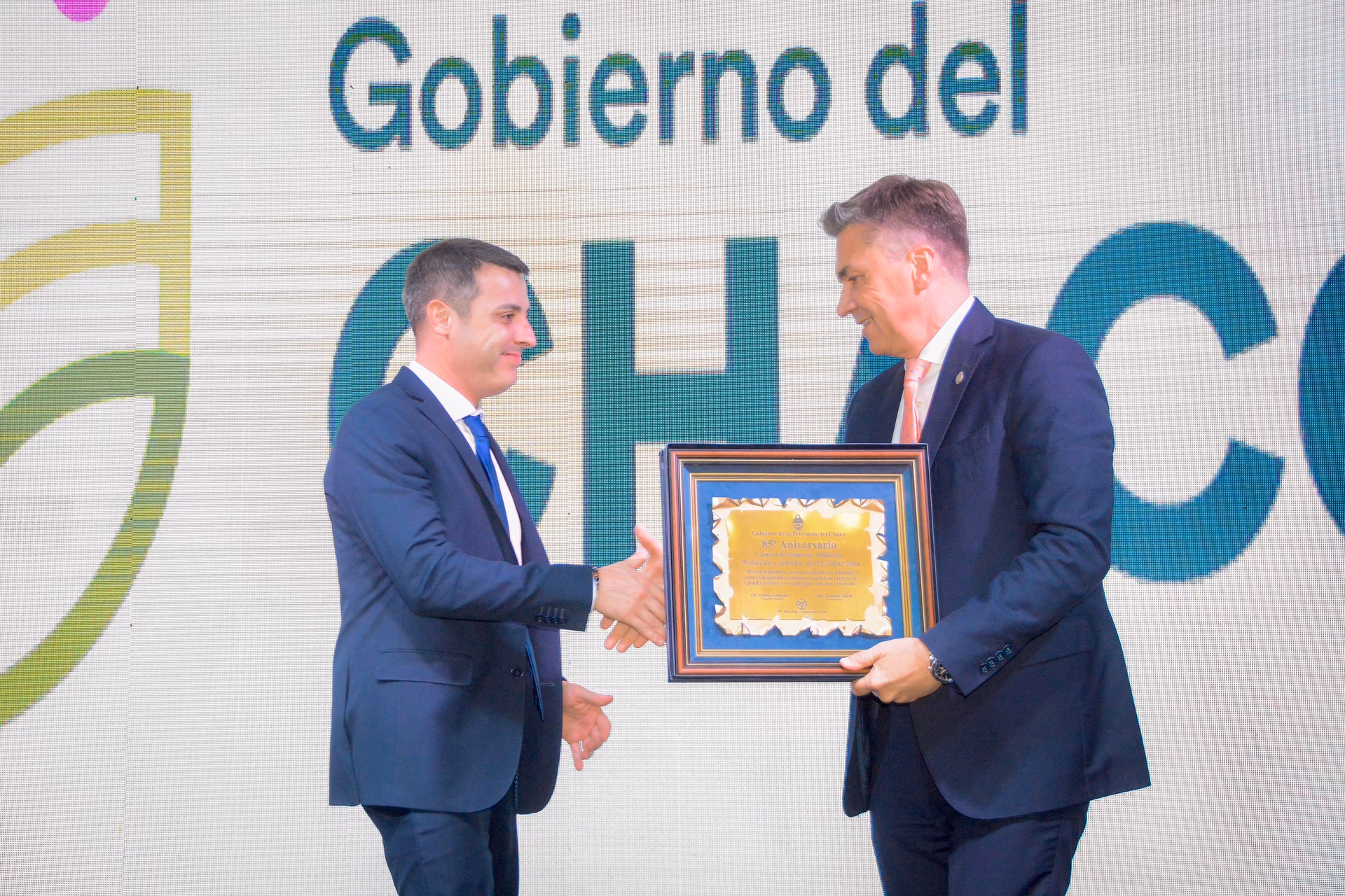 ¿Qué certificaciones ofrece la planta de Roque Sáenz Peña?