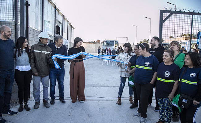 ¿Por qué se abrieron más fábricas de Longchamp?