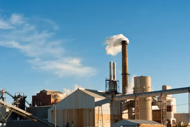 ¿Cuáles son los principales problemas de los ingenios viejos y contaminantes?