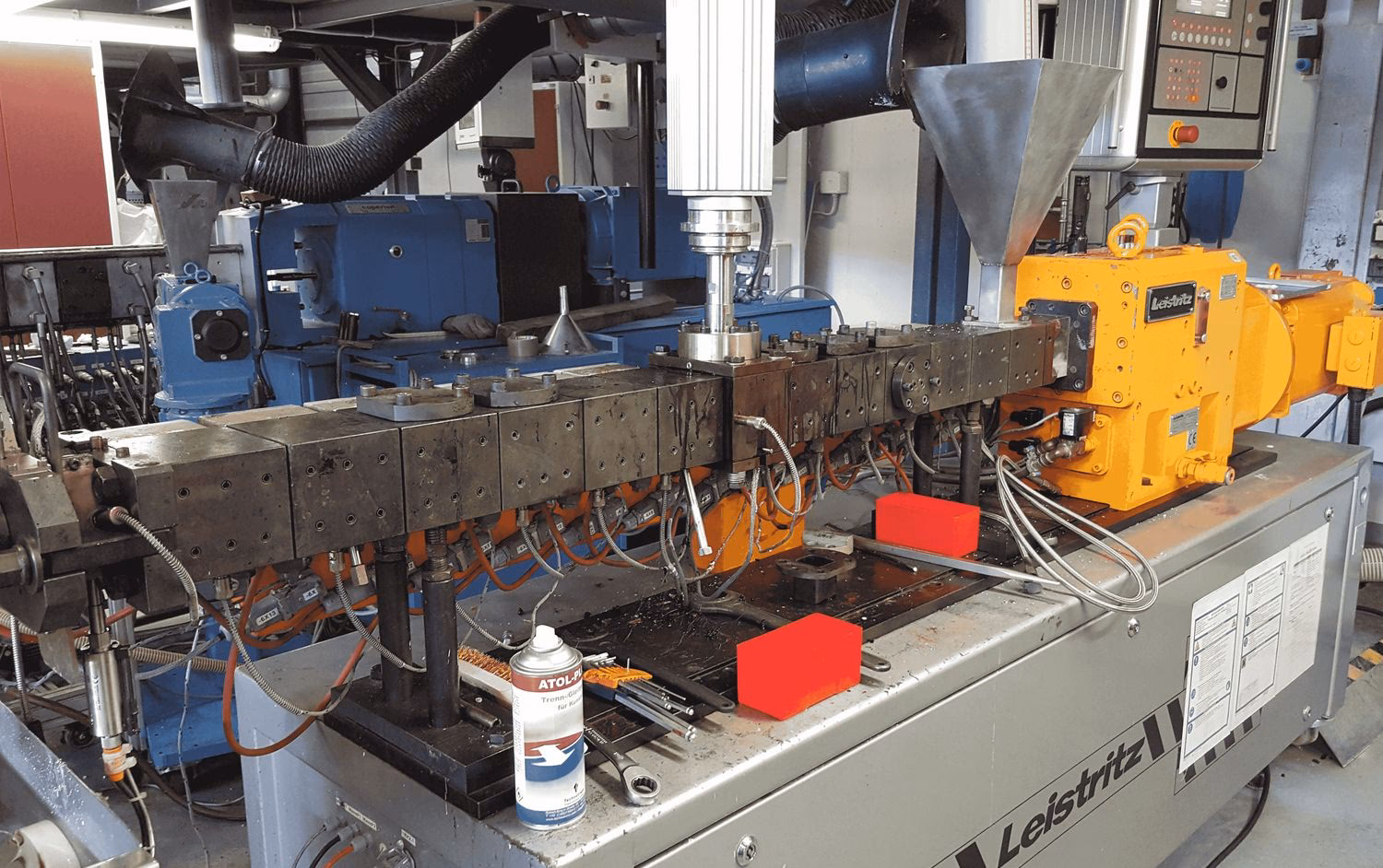 ¿Cómo se vulcanizan los glóbulos de caucho?