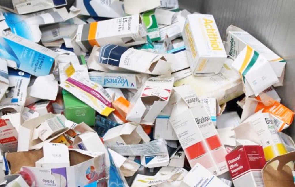 ¿Cómo se reciclan los envases y residuos de medicamentos?