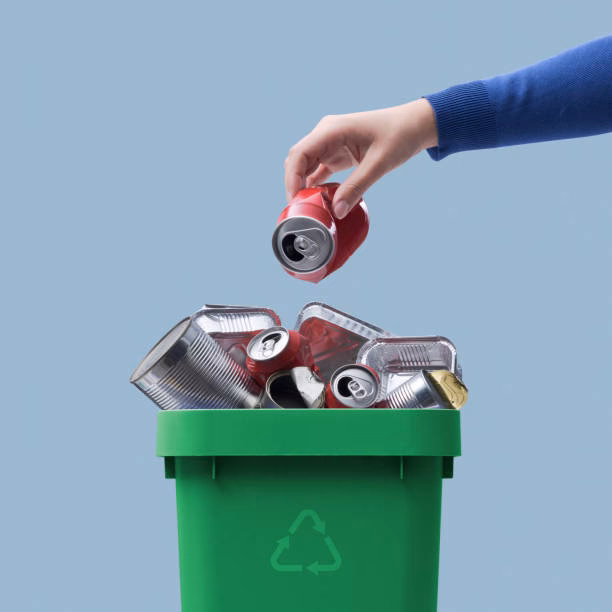 ¿Cuál es la tasa de reciclaje de las latas de bebidas?