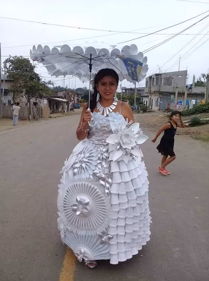 ¿Cómo conseguir un vestido de novia con rebaja?