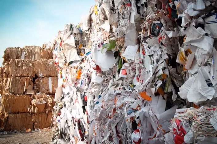 ¿Cómo actuar al imprimir sobre papel reciclado?