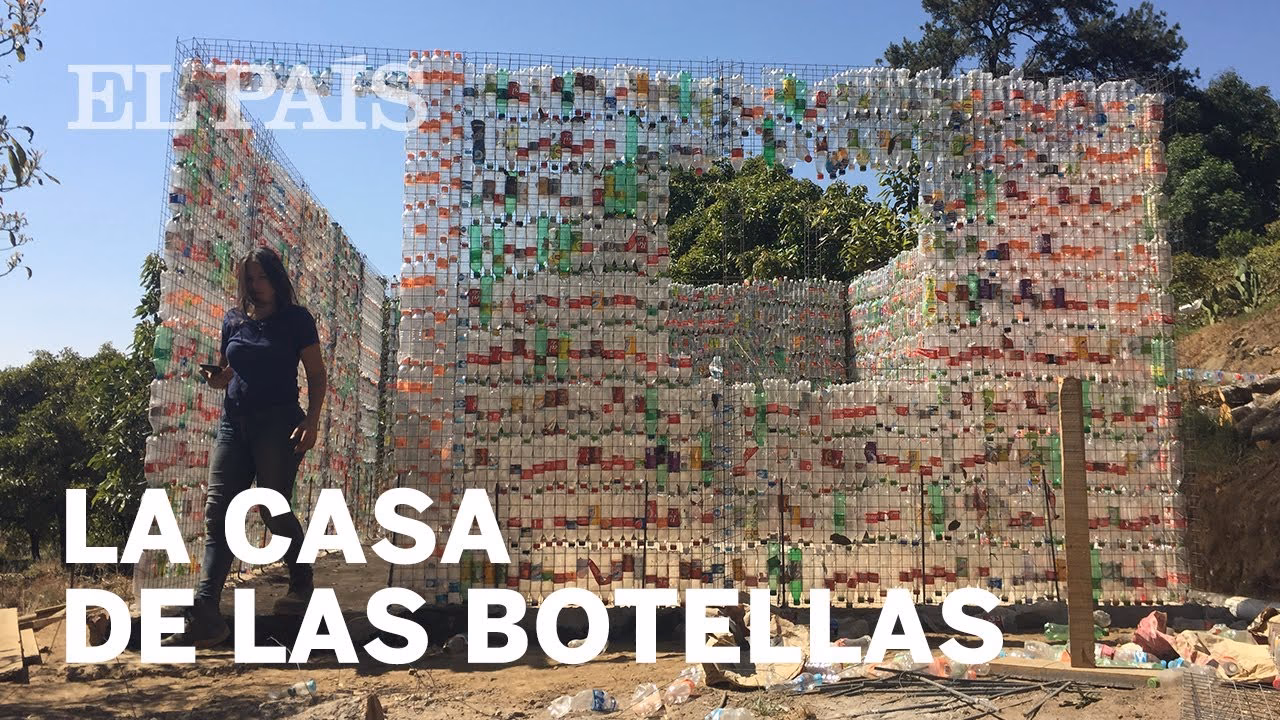¿Cómo se rellenan las botellas en muros estructurales?