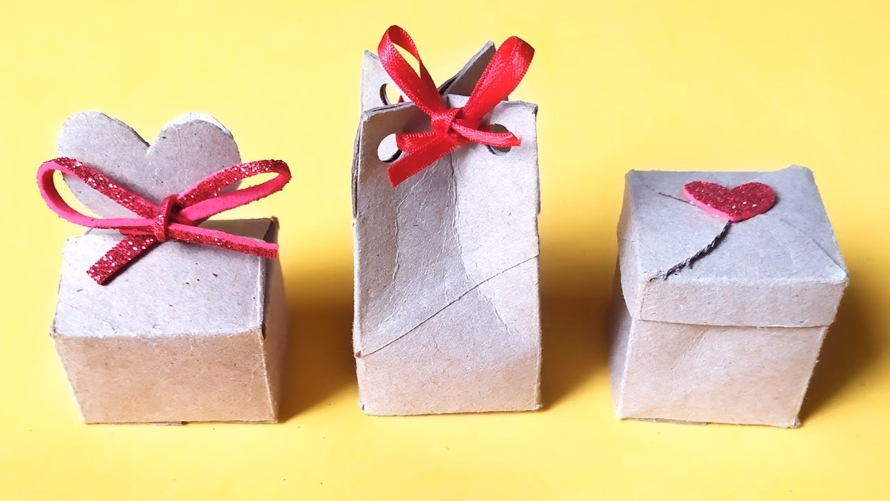 ¿Cómo pintar un rollo de papel higiénico?