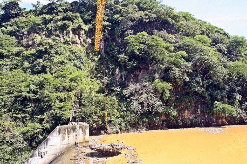 ¿Cuántas piscinas olímpicas hay en el río Virilla?