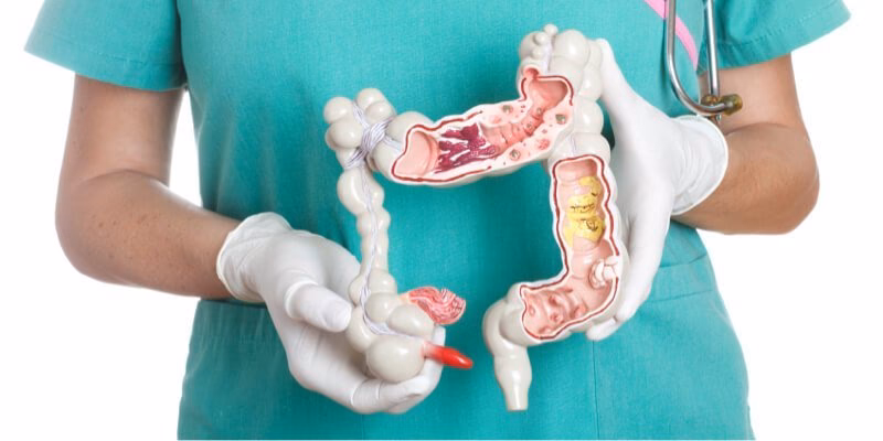 ¿Qué hacer si la sangre es abundante o persistente?