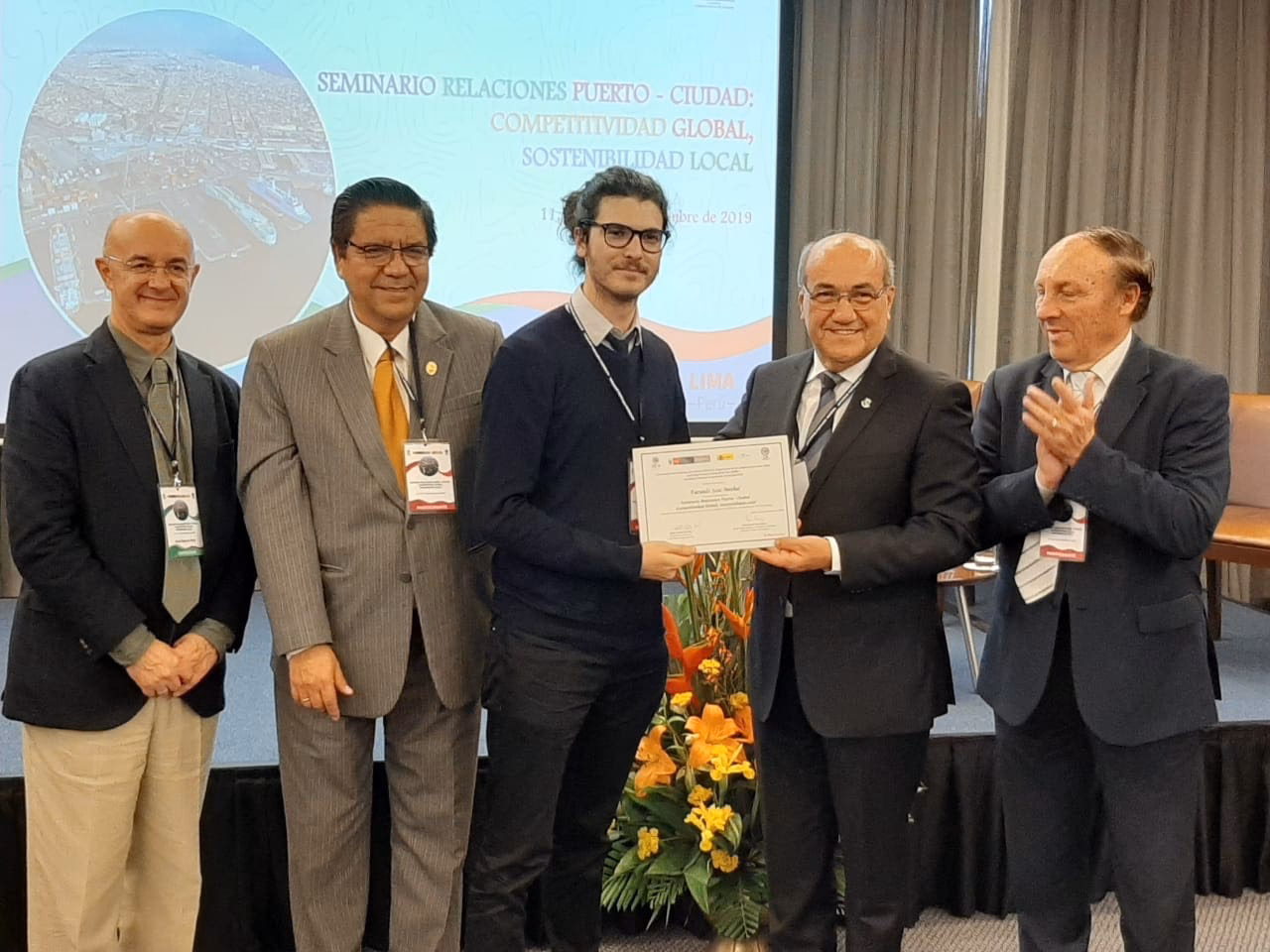 ¿Qué propone el Seminario “relaciones Puerto-ciudad”?