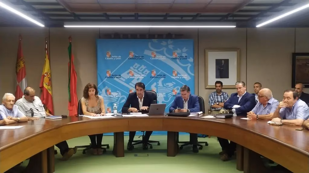 ¿Cuál es el primer ayuntamiento de la provincia de Zamora que integrará el servicio de agentes locales?