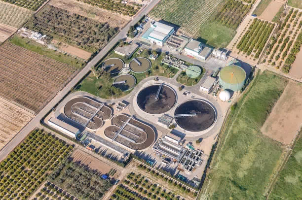 ¿Cuáles son los impactos de los escenarios descentralizados?