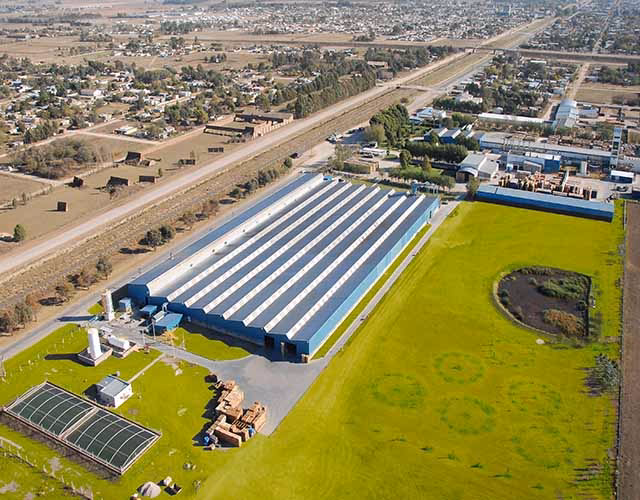 ¿Cómo puedo contactar con Smurfit?