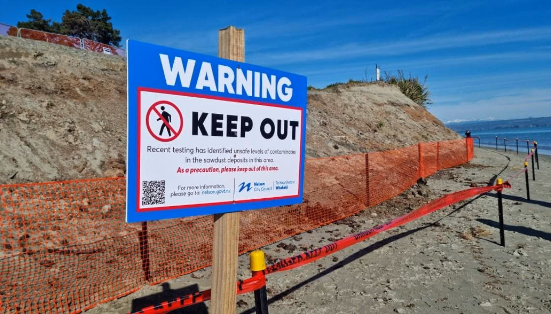 How does soil pollution affect freshwater quality in New Zealand?