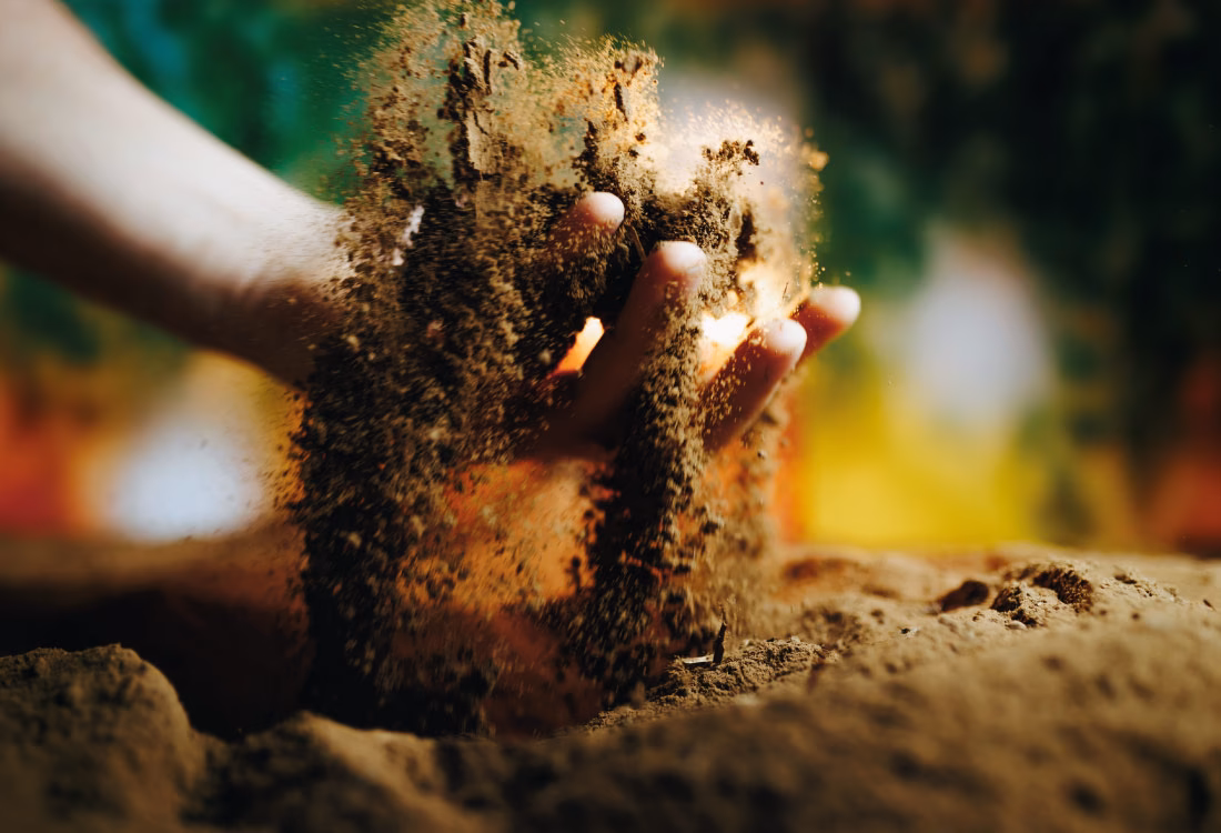 ¿Qué es la contaminación del suelo por aceite residual automotriz?