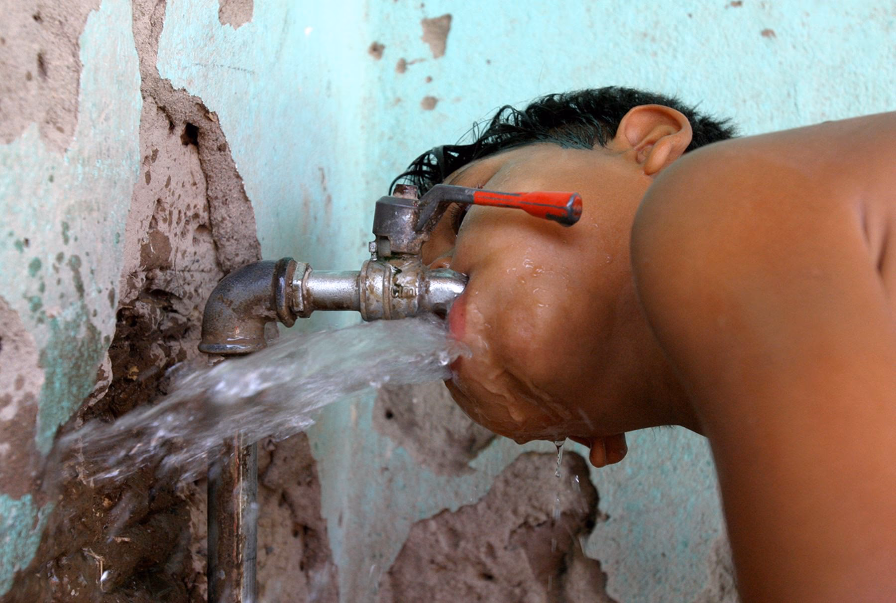 ¿Cómo prevenir la contaminación del agua?