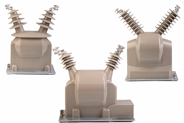 ¿Cuál es la tensión nominal máxima de un centro de transformación?