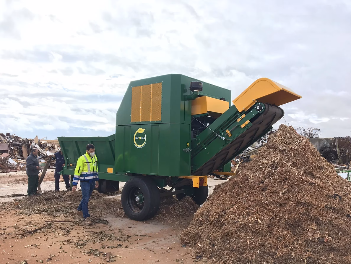 ¿Cuánto cuesta una trituradora y compostadora?